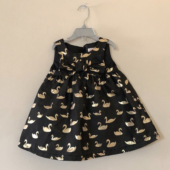 Toddlers dress with bow - Picture 9 of 10